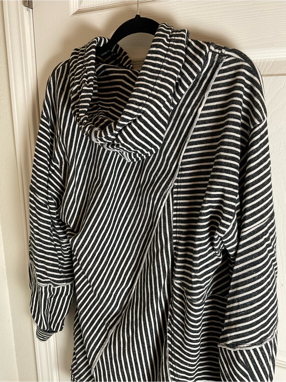 Pilcro Striped Asymmetrical Front Slit Tunic Hoodie Woman’s Size L - Picture 6 of 8